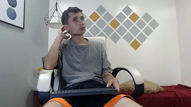 LucassSmith11 online show from March 2026 07:25:01 PM