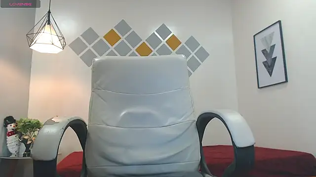 LucassSmith11 online show from February 2026 07:10:02 PM