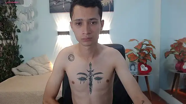 LucassSmith11 online show from December 2025 11:25:01 AM