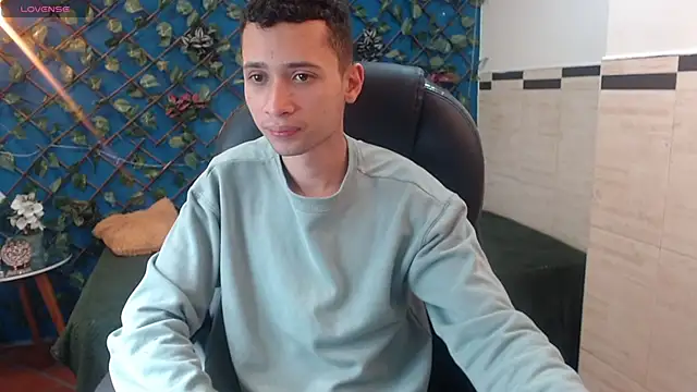 LucassSmith11 online show from January 2026 12:20:02 PM