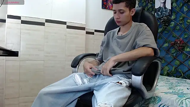 LucassSmith11 online show from May 2026 06:13:01 PM