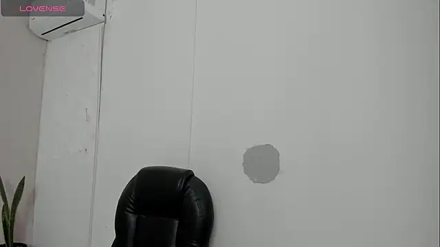 MHONIKBELUCCI online show from March 2026 04:34:02 PM