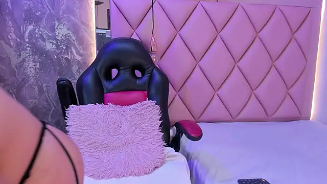 MHONIKBELUCCI online show from March 2026 10:01:02 PM