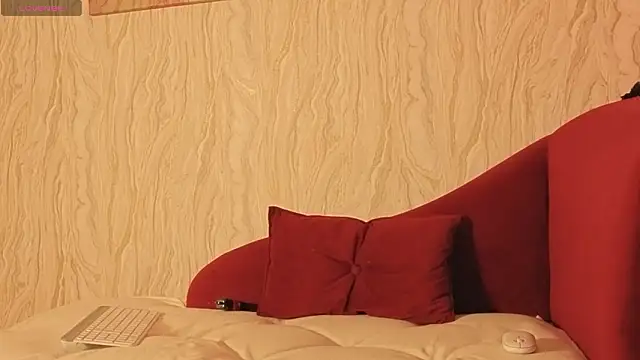 OliviaMazee online show from February 2026 08:49:02 PM