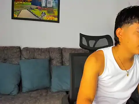 Mikke18 online show from November 2025 03:17:02 AM