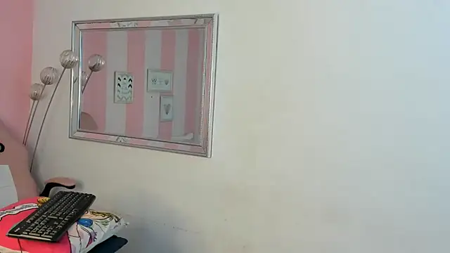 Amaia Monroe online show from February 2026 03:17:01 AM