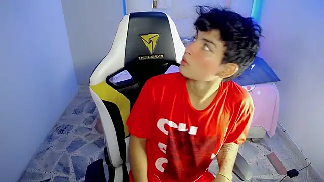 Green XoX online show from January 2026 01:47:02 PM