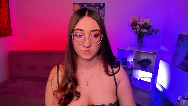 SwettieSammy online show from May 2026 01:17:01 PM