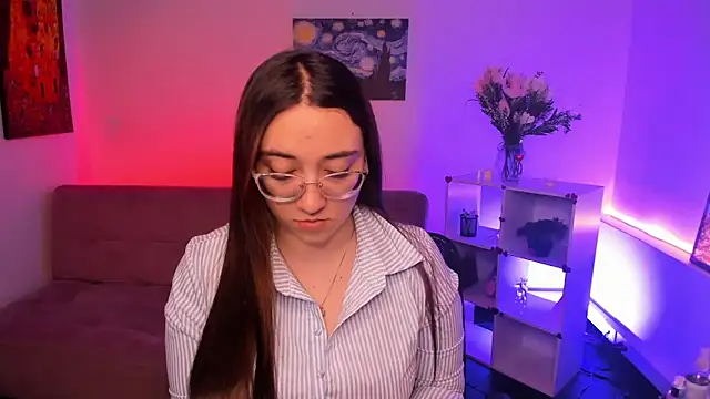 SwettieSammy online show from June 2026 12:06:02 PM