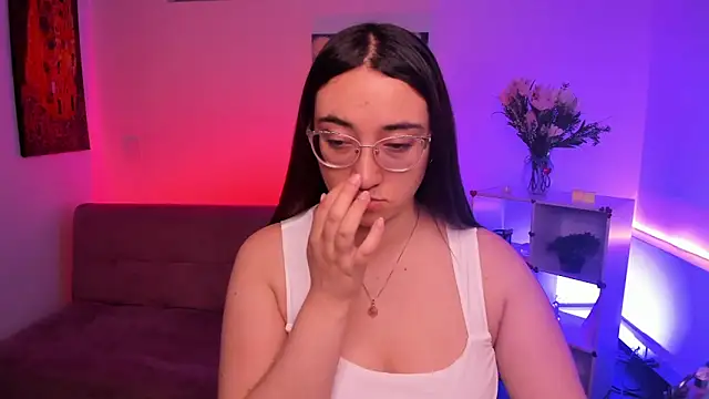 SwettieSammy online show from June 2026 12:28:01 PM