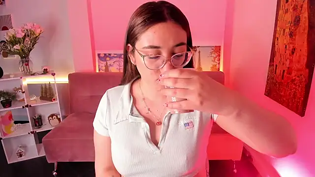 SwettieSammy online show from March 2026 12:09:01 PM