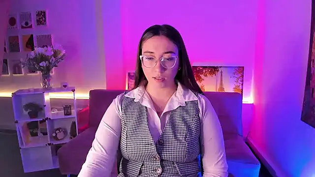 SwettieSammy online show from May 2026 12:44:01 PM
