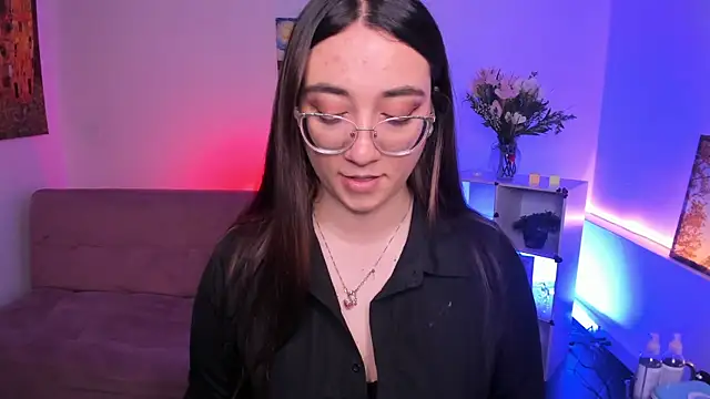 SwettieSammy online show from July 2026 12:01:01 PM