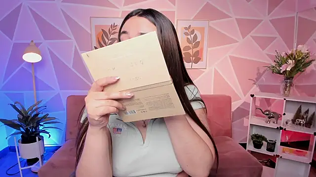 SwettieSammy online show from July 2026 12:11:01 PM