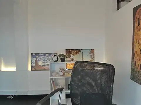 SwettieSammy online show from December 2025 12:10:01 PM