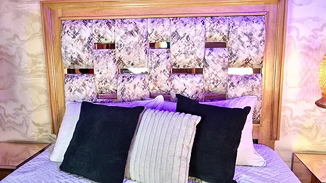 emily dempsey online show from February 2026 07:14:02 PM