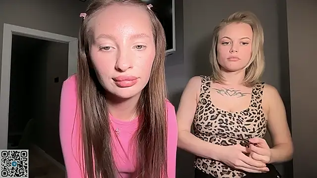 elloriah online show from March 2026 07:39:01 PM