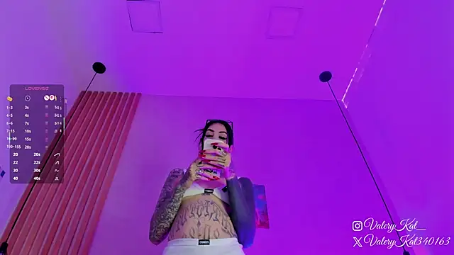 Snapshot of Valerykat_ chatting on February 2026 11:51:02 AM Valerykat online show from February 2026 11:51:02 AM