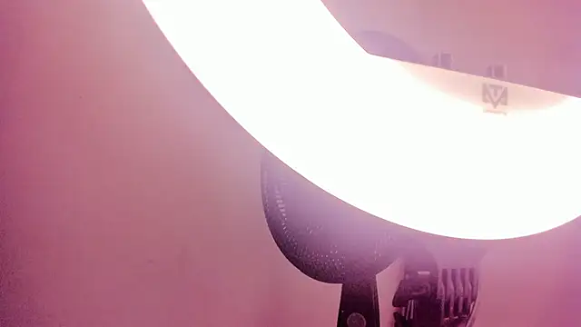 ayla velt online show from January 2026 07:51:02 PM