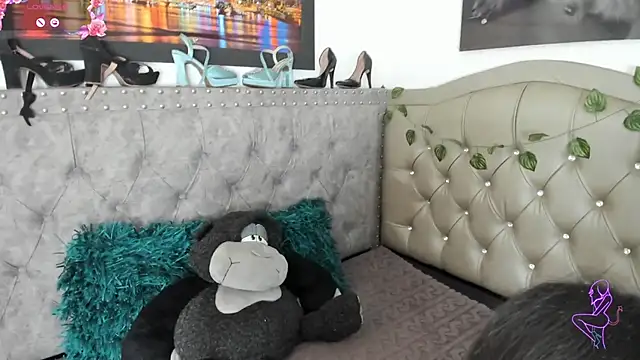 Melody Prescott online show from February 2026 01:38:02 PM