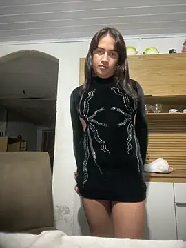 larysinha online show from May 2026 08:52:02 PM