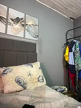 larysinha online show from April 2026 05:27:02 PM