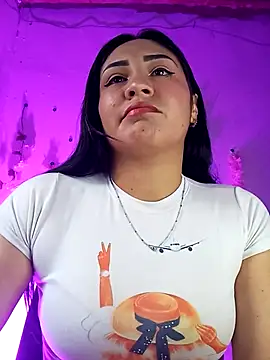 Emy cutee online show from February 2026 12:59:02 PM