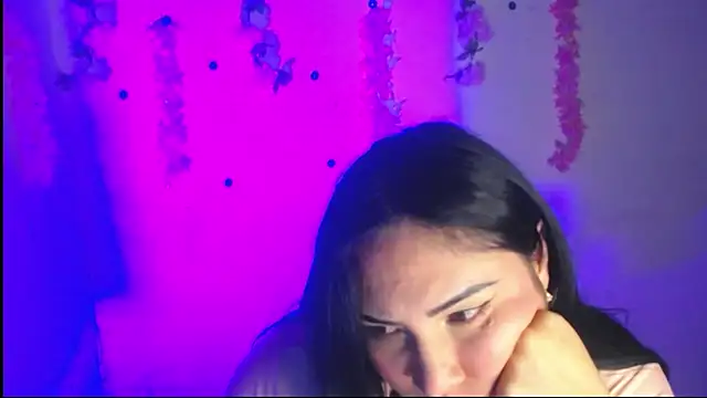 Emy cutee online show from March 2026 12:36:02 AM