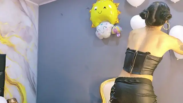 MilaDeRoux online show from February 2026 04:34:02 AM