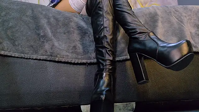 MilaDeRoux online show from March 2026 03:39:02 AM