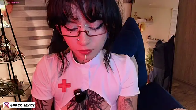 AryRousse online show from April 2026 03:19:01 AM