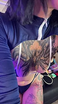 AryRousse online show from December 2025 02:46:02 AM