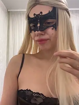 s4rah online show from February 2026 04:51:01 PM