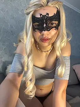 s4rah online show from March 2026 11:38:02 AM