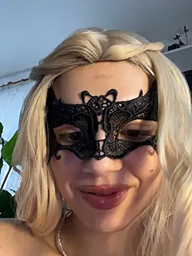 s4rah online show from March 2026 12:13:01 PM