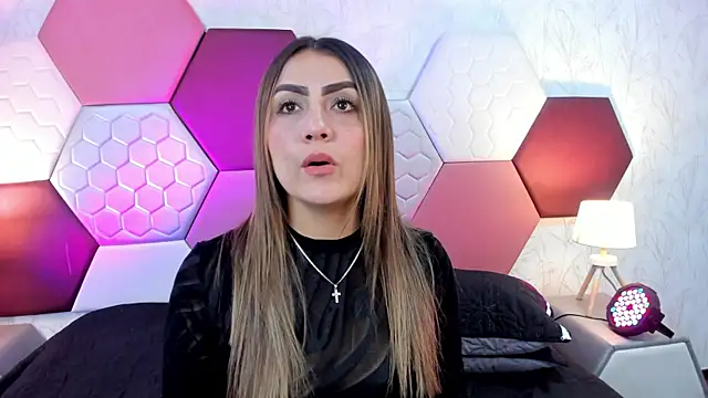 AriaRous online show from May 2026 03:42:01 PM