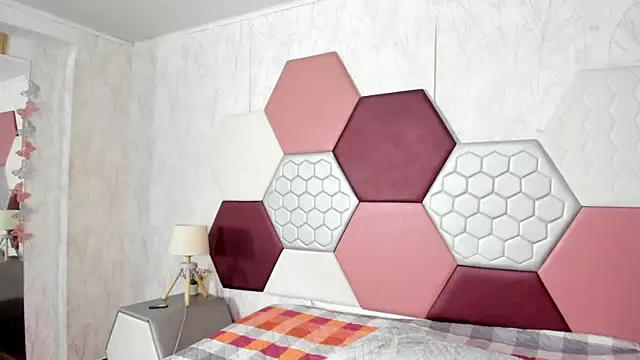 AriaRous online show from February 2026 02:38:02 PM