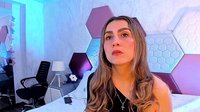 AriaRous online show from January 2026 03:48:01 PM