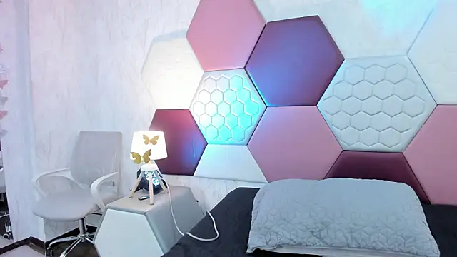 AriaRous online show from June 2026 02:00:02 PM