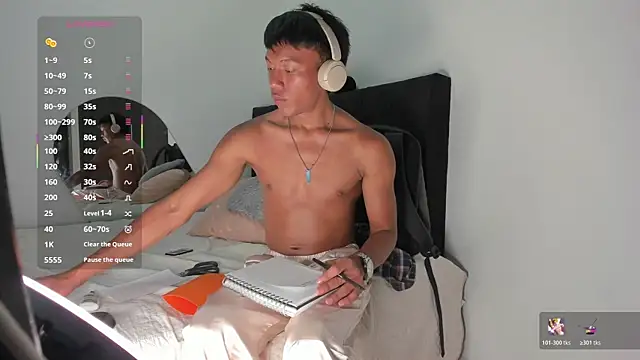 santinaughty online show from March 2026 02:23:02 AM