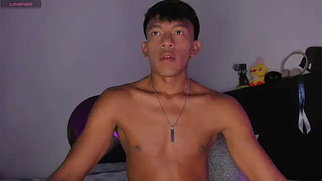 santinaughty online show from April 2026 12:17:01 AM