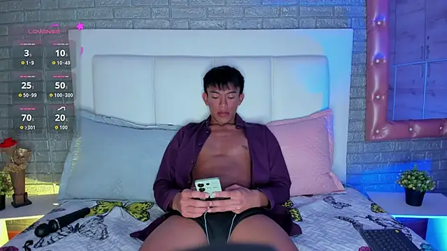 santinaughty online show from January 2026 01:56:02 AM