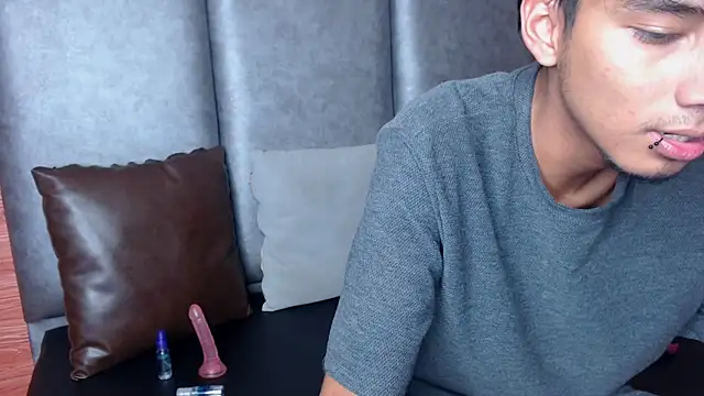 TAYLERWOLF online show from December 2025 05:09:02 AM