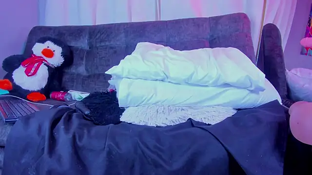 BonnieRitz online show from November 2025 12:50:02 PM