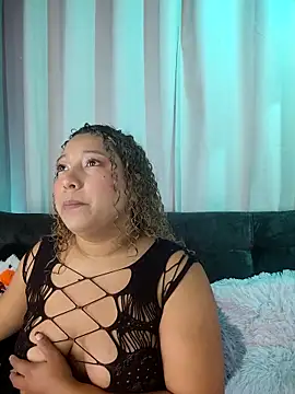 BonnieRitz online show from December 2025 12:06:01 PM