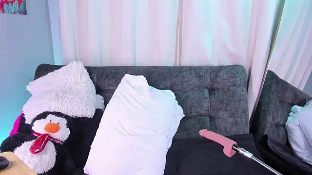 BonnieRitz online show from December 2025 11:42:02 AM