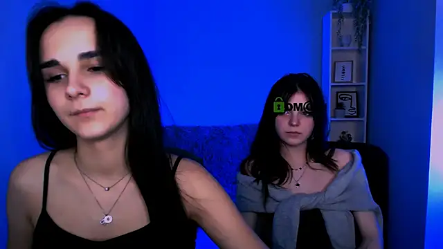 mikameovv online show from December 2025 03:25:02 PM