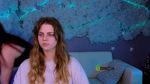 mikameovv online show from March 2026 03:52:02 PM