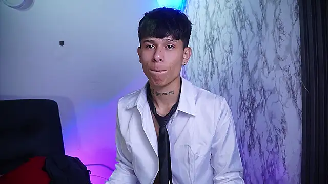 Jake beach  online show from December 2025 01:06:02 AM