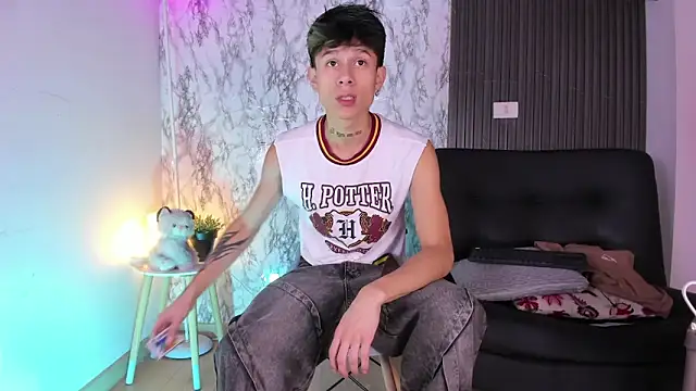 Jake beach  online show from February 2026 02:46:01 AM